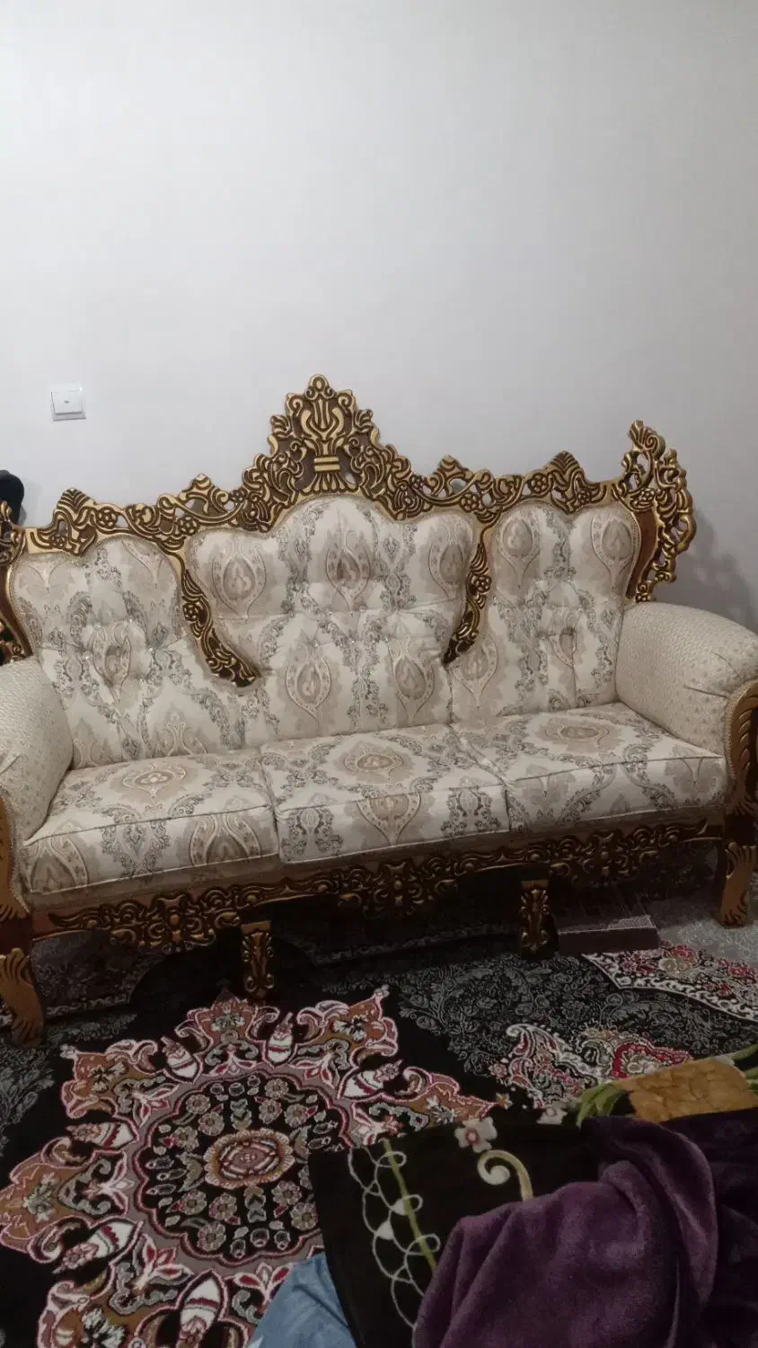 مبل سلطنتی ۷نفره|مبلمان خانگی و میز عسلی|شهریار, ابراهیمآباد|دیوار