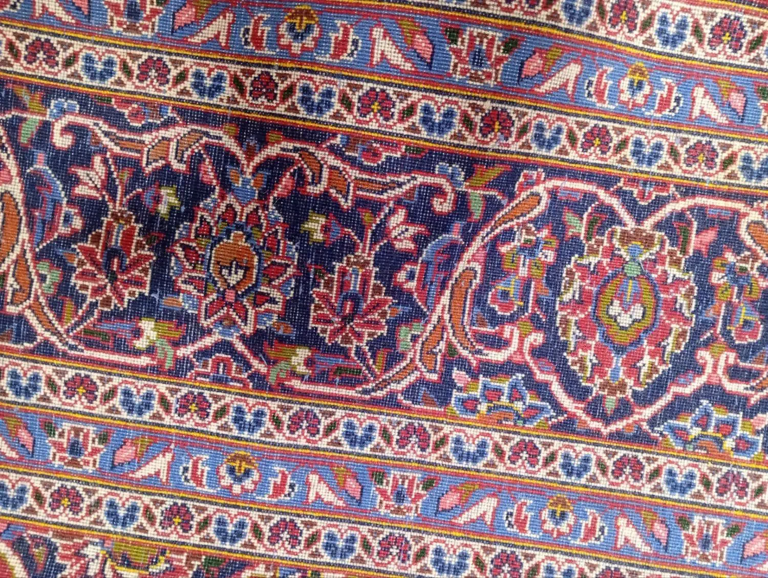 فرش دستباف بسیار زیبا|فرش|تهران, دستغیب|دیوار