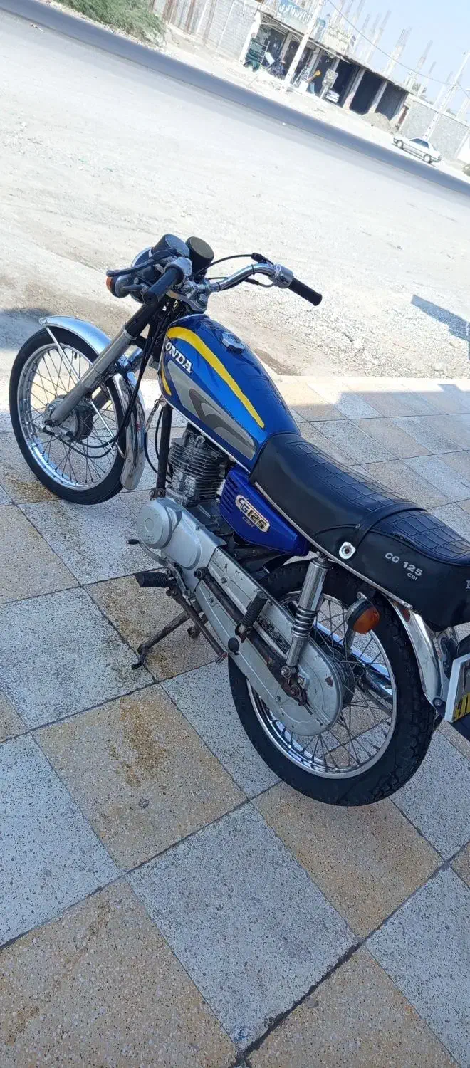 هندا مدل 71سری قدیم 40درصد فابریک|موتورسیکلت|میناب, |دیوار