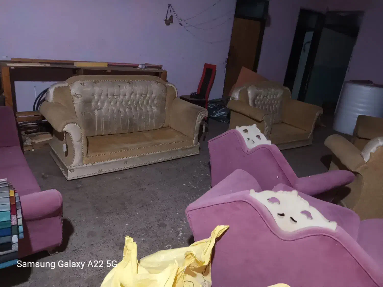 نیازبه خیاط ورویه کوب برای کاردرتولیدی مبلمان دارم|استخدام صنعتی، فنی، مهندسی|فاضل آباد, |دیوار