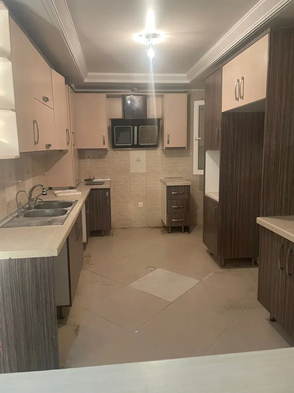 ۱۴۵ متر پاسداران گلستان ها طبقه پنجم