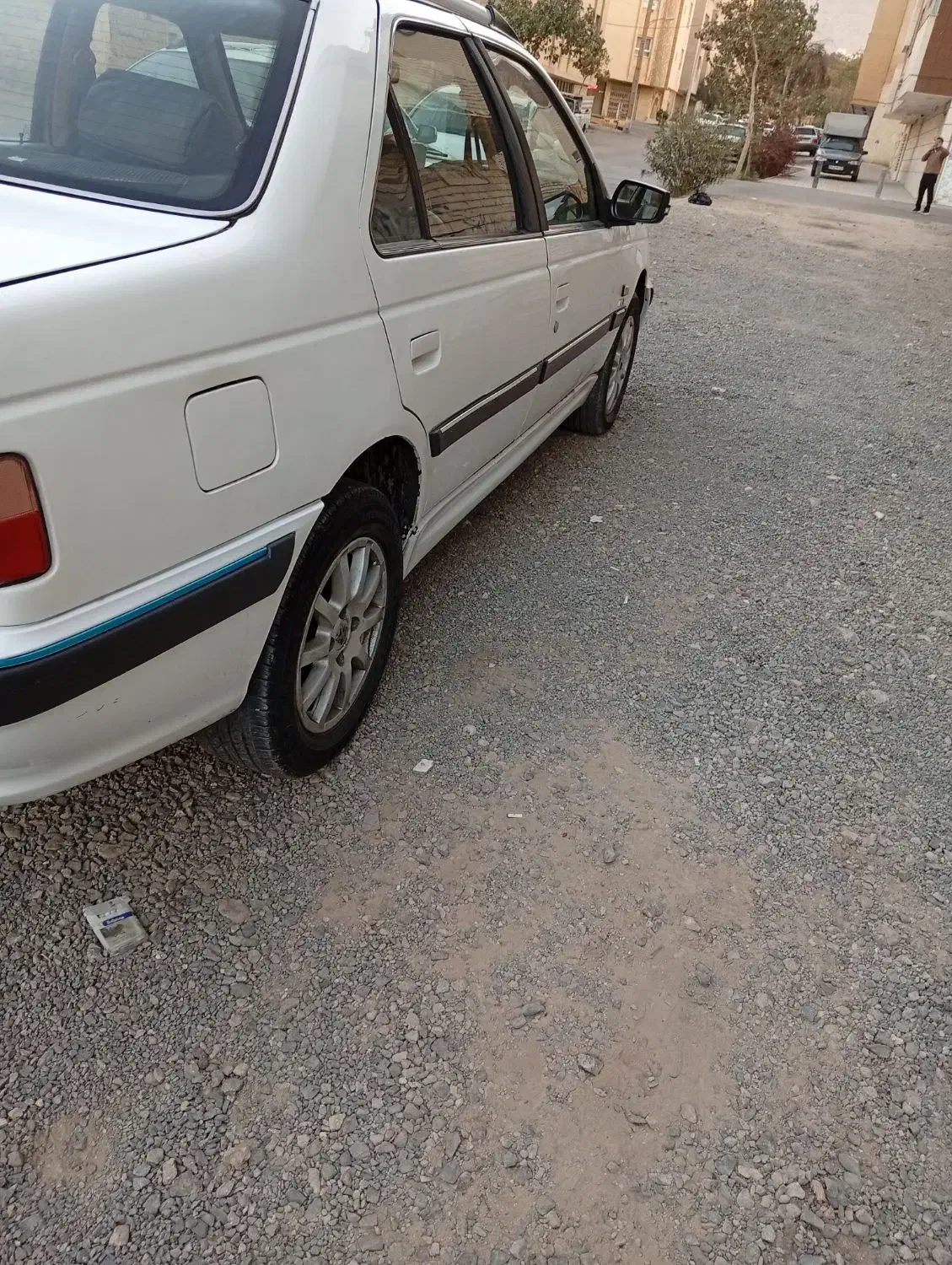 پژو پارس تی یو فایو|خودرو سواری و وانت|اصفهان, باغ دریاچه|دیوار