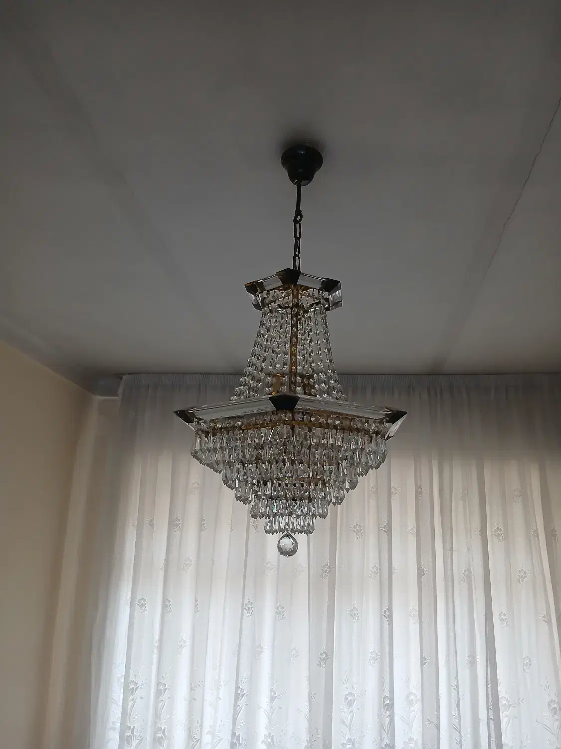 ۲عدد لوستر|لوستر و چراغ آویز|ری, اقدسیه|دیوار