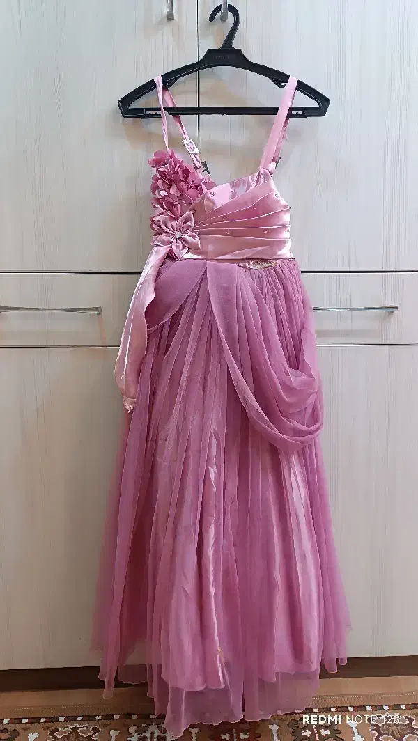 لباس عروس دخترانه توری|کفش و لباس بچه|گرگان, |دیوار