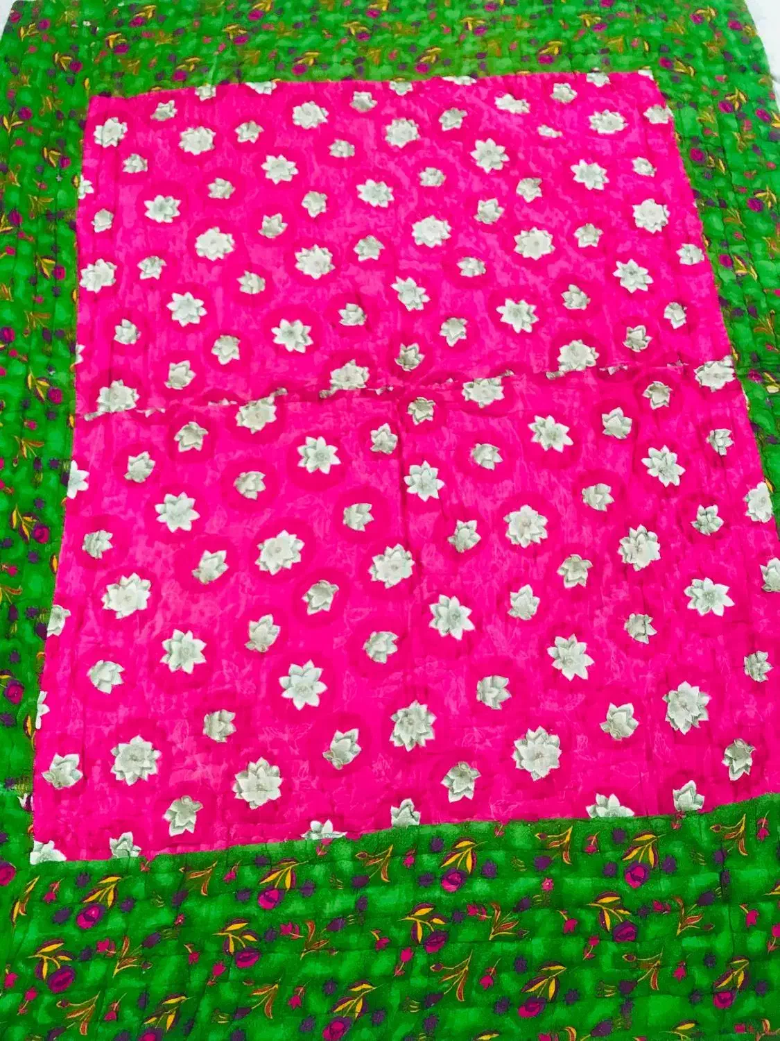 تشک پنبه ای|رختخواب، بالش، پتو|مسجد سلیمان, |دیوار