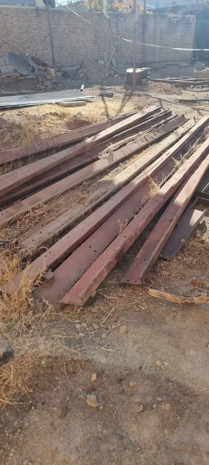 z ۱۸ جهت سوله سازی و خرپا|مصالح و تجهیزات ساختمان|شهرکرد, |دیوار