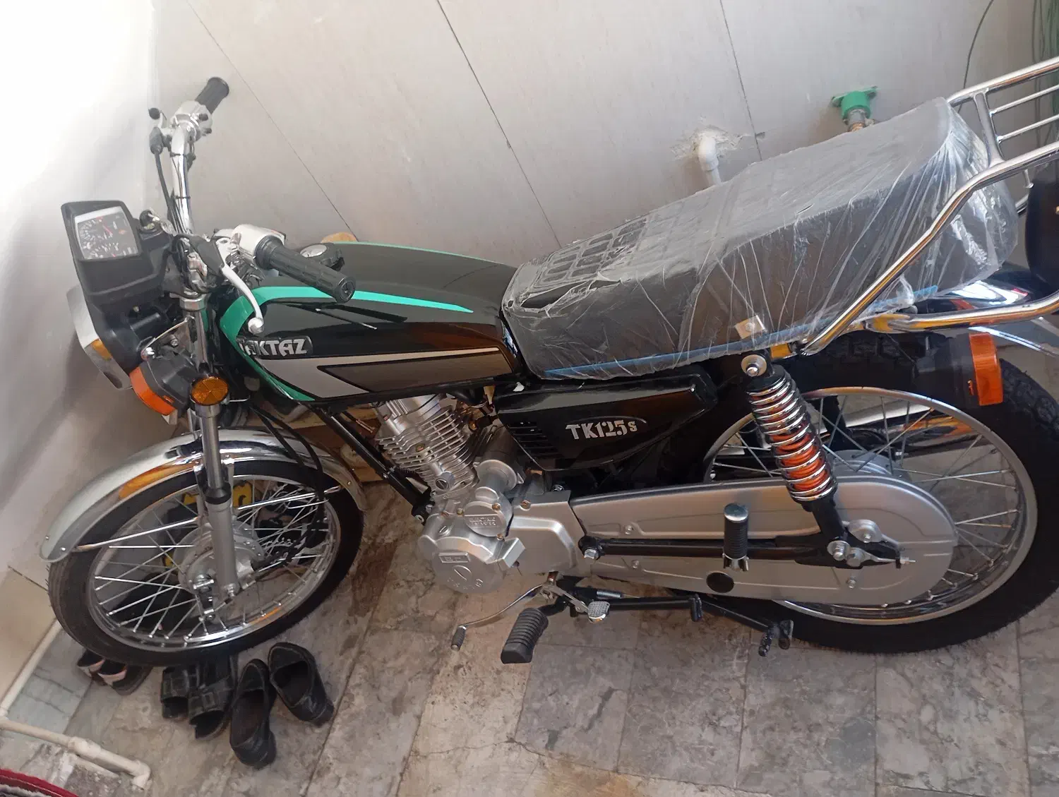 تکتاز لا کاغذی ۴۰۴|موتورسیکلت|تربت جام, شهید مدرس|دیوار