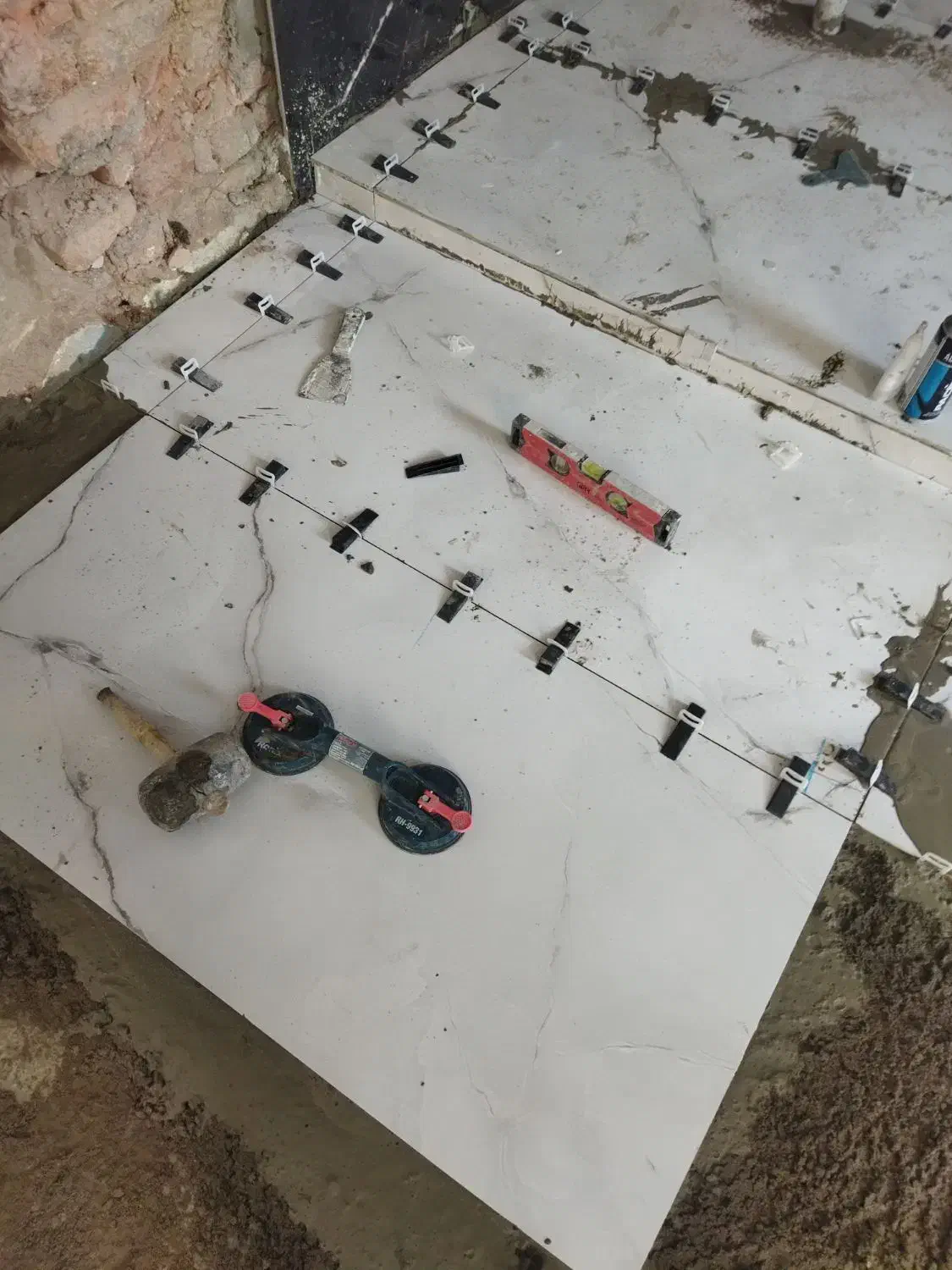 تعمیر و آرایشگر ساختمانی|خدمات پیشه و مهارت|اسکو, |دیوار