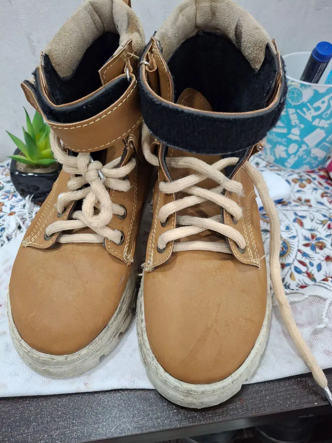 نیم پودر خیلی زیبا بچه گانه سایز ۴۲|کفش و لباس بچه|قزوین, |دیوار