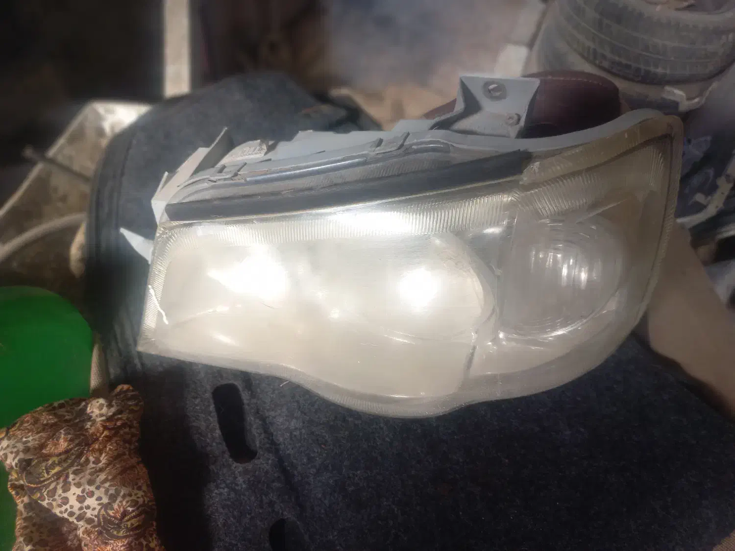 چراغ جلو۱۱۱و۱۳۲|قطعات یدکی و لوازم جانبی|کهنوج, |دیوار