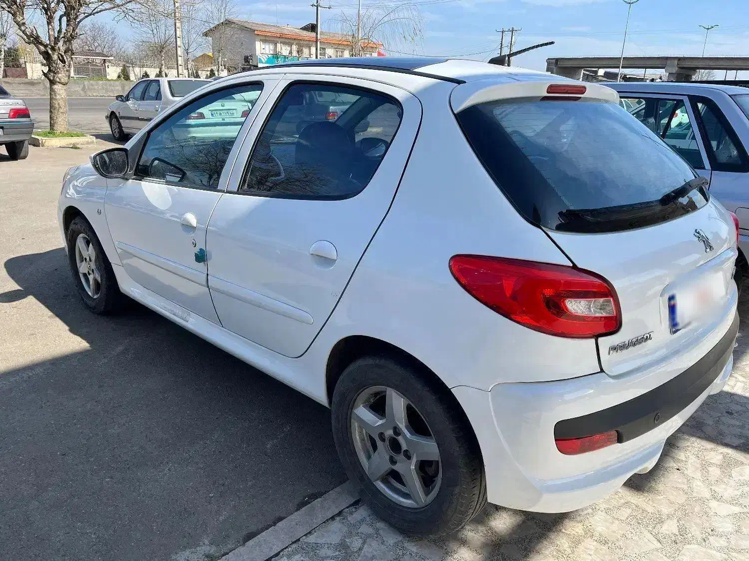 ۲۰۷ دستی|خودرو سواری و وانت|رشت, صفاری|دیوار