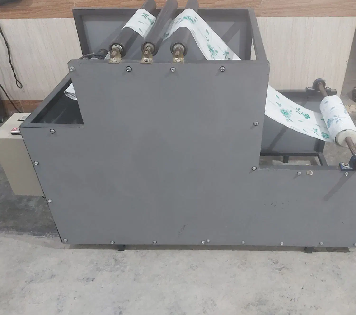 دستگاه رول کن سفره یکبار مصرف|ماشینآلات صنعتی|بندر ماهشهر, |دیوار