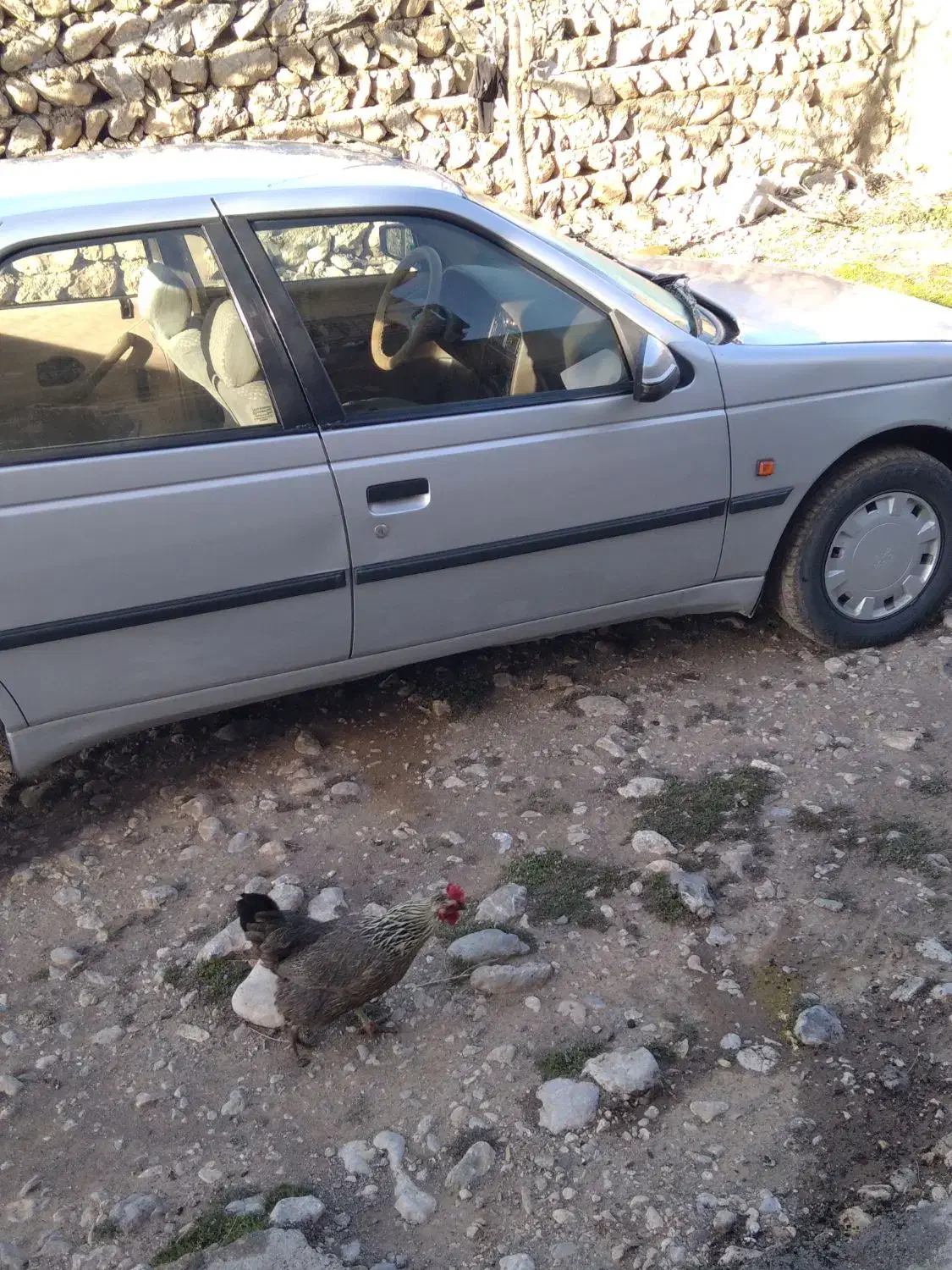 پژو ۴۰۵ مدل ۹۰رنگ نقره ایی|خودرو سواری و وانت|بیرانوند, |دیوار