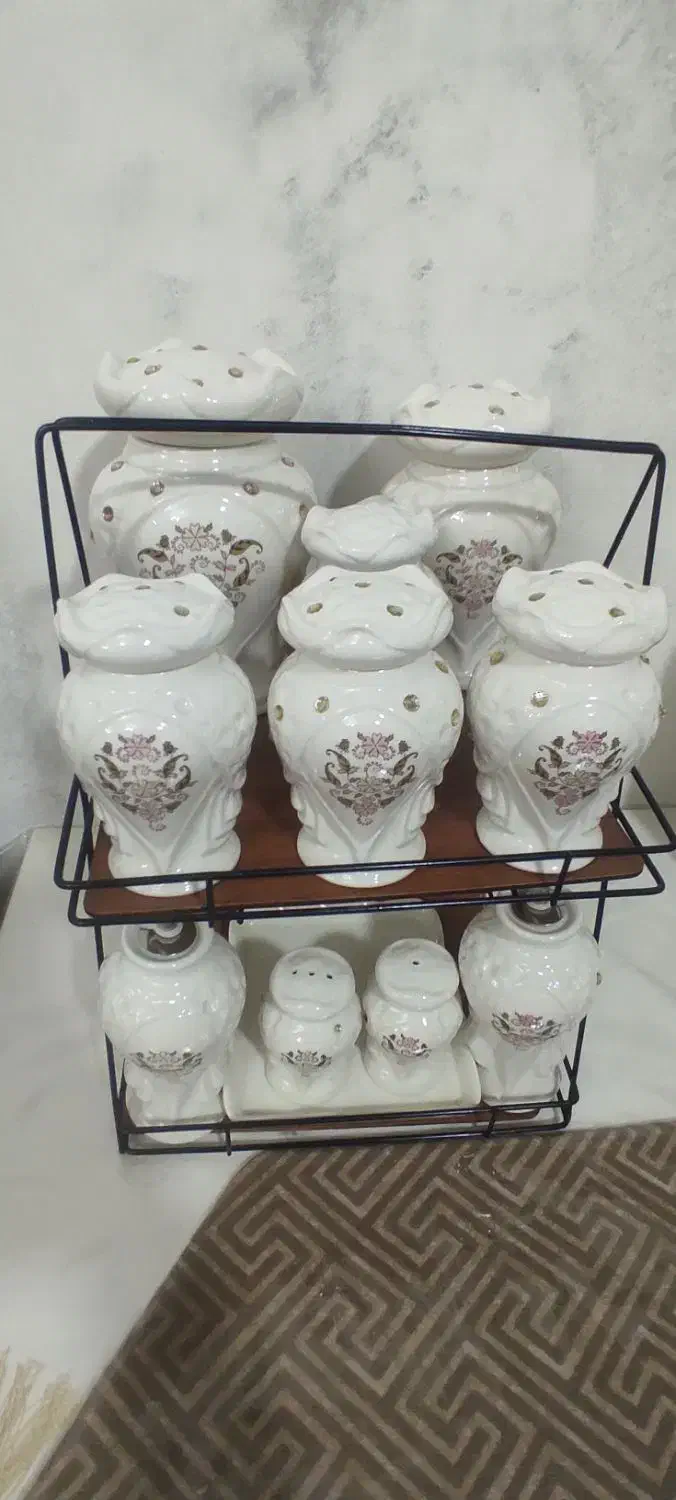 پاسماوری در حد نو|ظروف نگهدارنده، پلاستیکی، یک‌بارمصرف|بندر انزلی, آذربایجان|دیوار