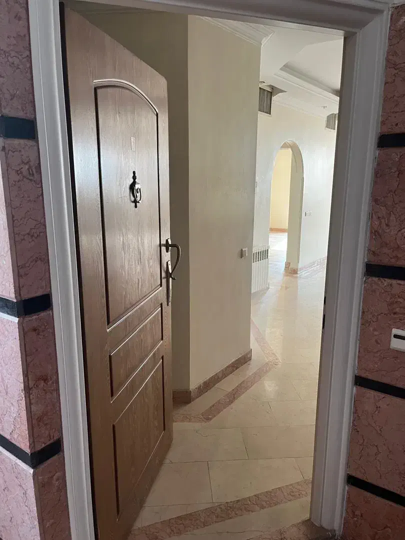 نیاوران/۱۰۰متر /۲خواب/فول امکانات