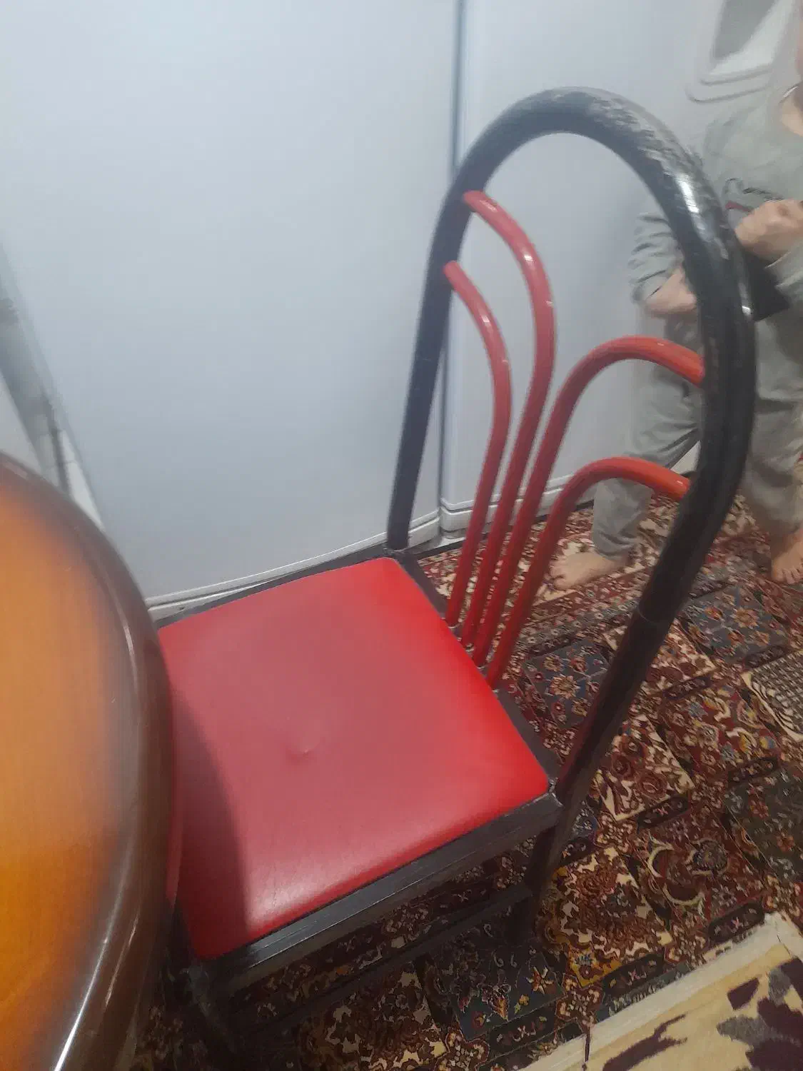 میز غذا خوری|میز و صندلی غذاخوری|اردبیل, |دیوار