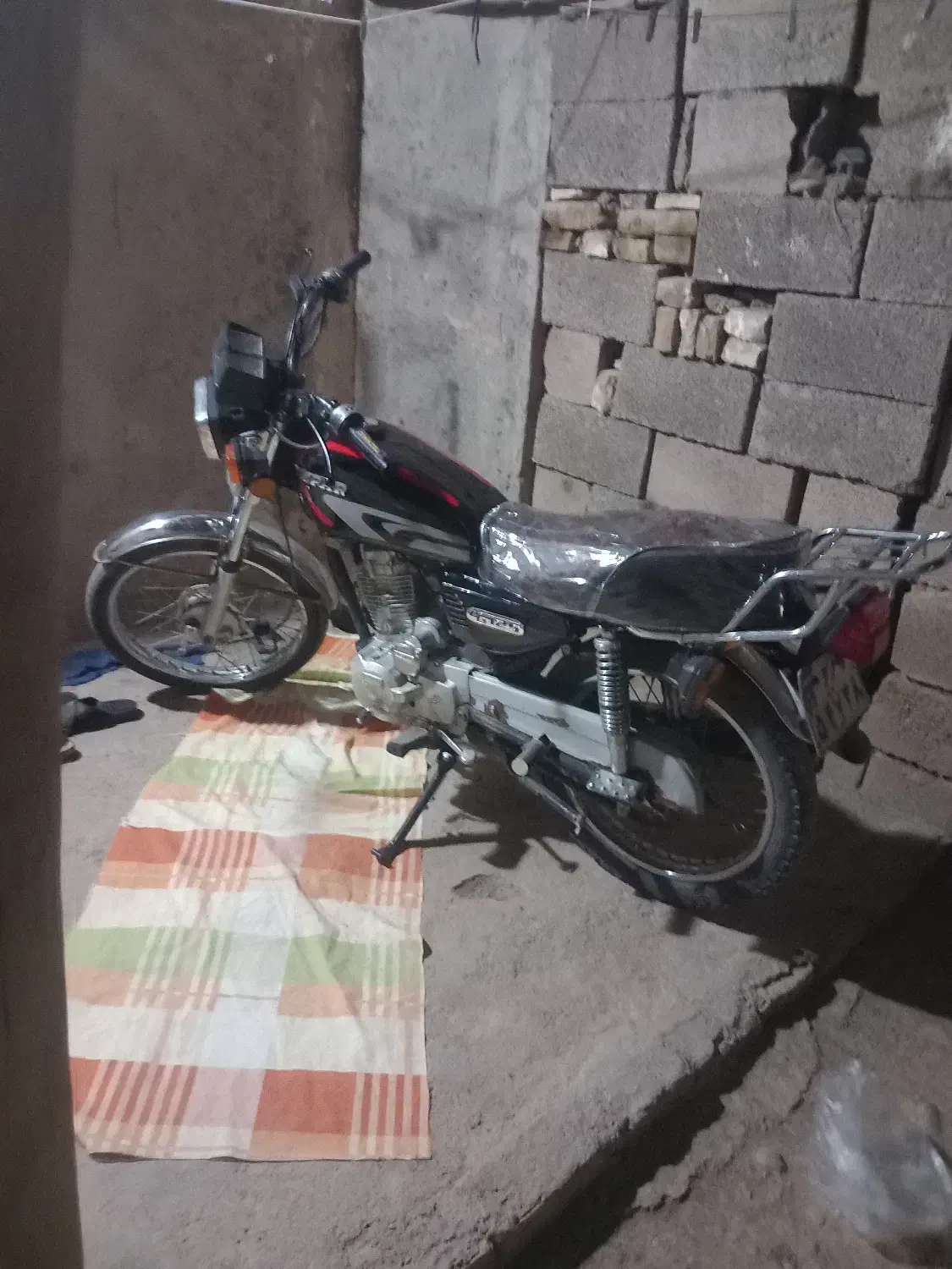 موتورسیکلت هندا۱۲۵|موتورسیکلت|تربتحیدریه, بوستان باغ ملی|دیوار