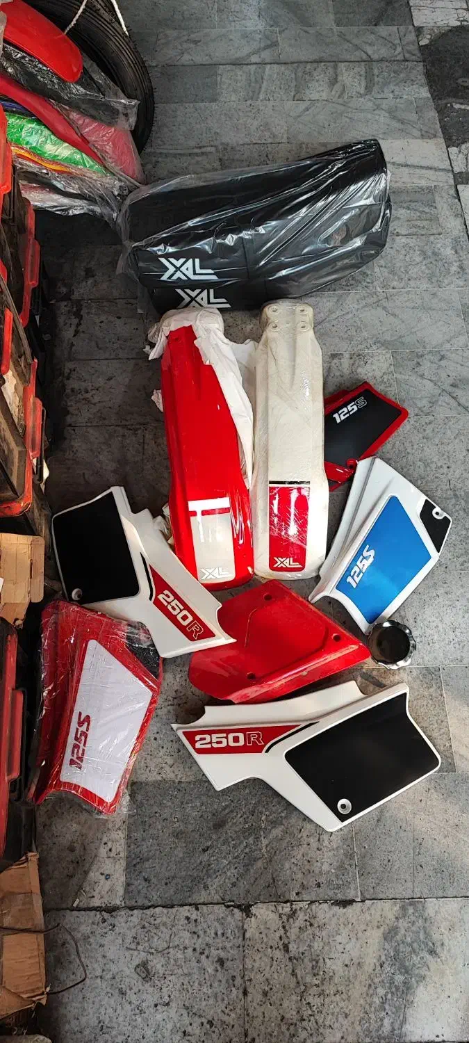 هندا۲۵۰، ،XL. XR مدل۱۹۸۳|موتورسیکلت|تهران, گمرک|دیوار