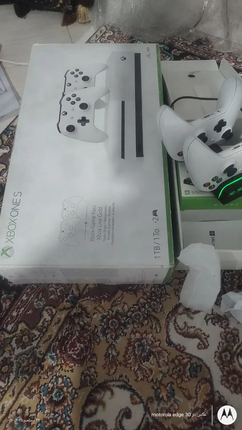 ایکس باکس  وان اس دودسته|کنسول، بازی ویدئویی و آنلاین|تهران, مسعودیه|دیوار