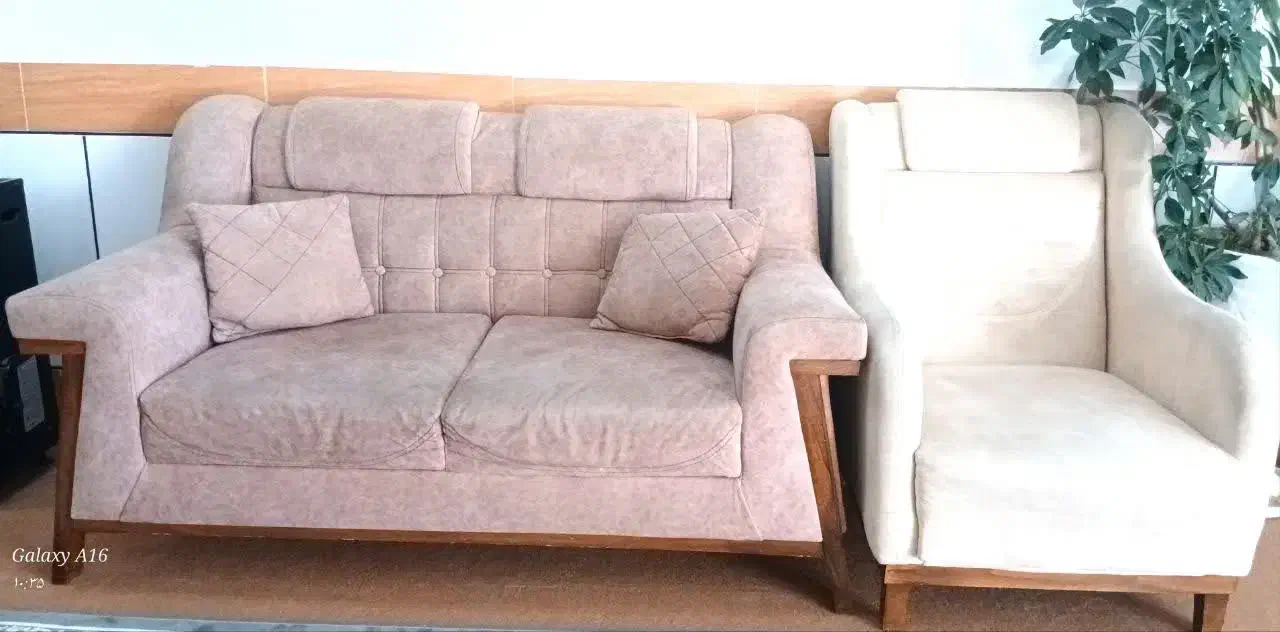 مبل راحتی۷نفره|مبلمان خانگی و میز عسلی|فرخ‌شهر, |دیوار