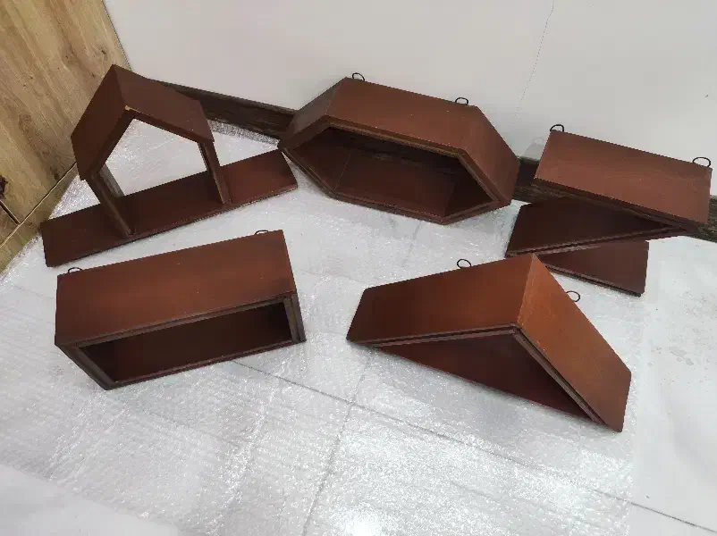 شلف دیواری چوبی دست ساز قدیمی ۵ عدد|کتابخانه، شلف، قفسههای دیواری|تهران, صد دستگاه|دیوار