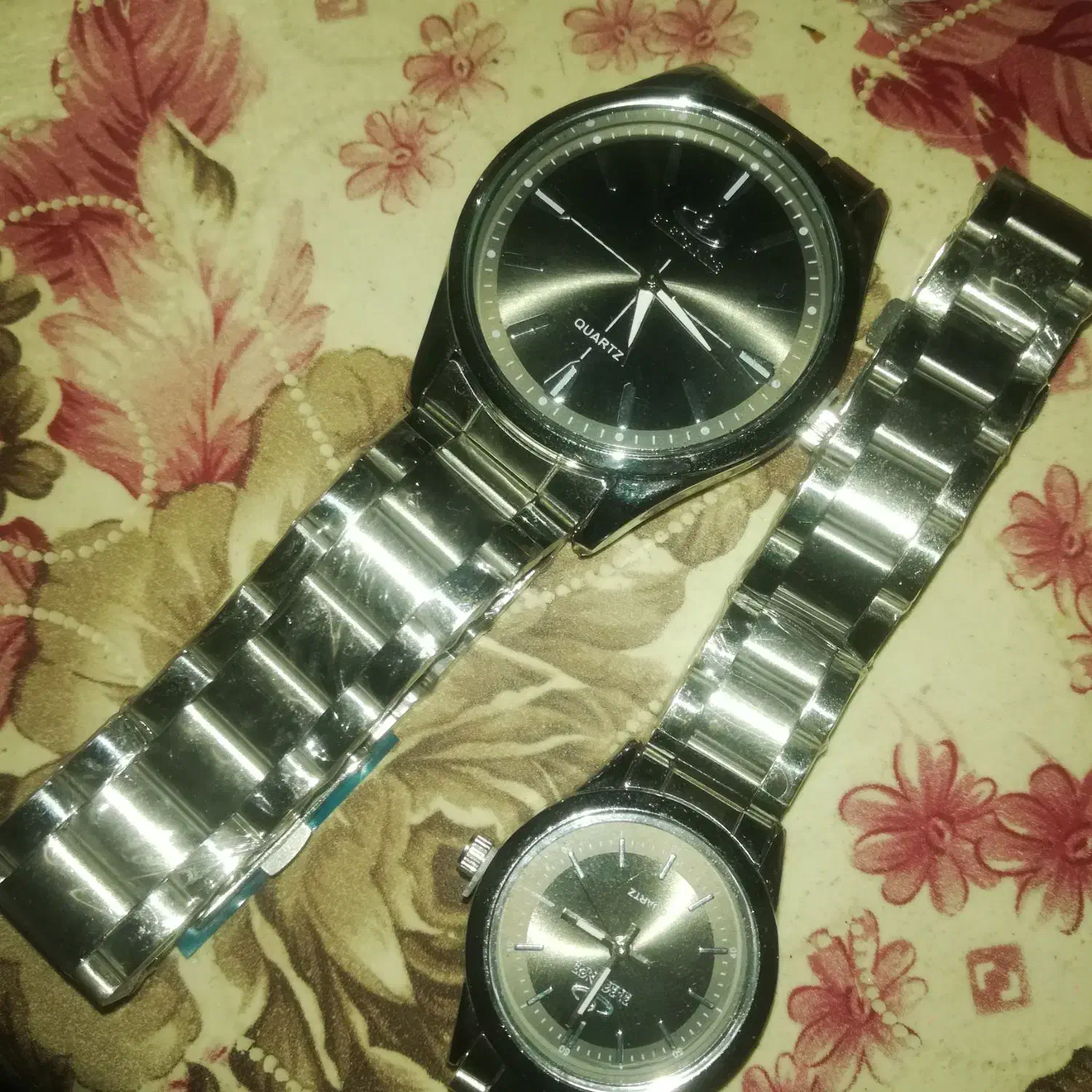 ست ساعت نامزدی|ساعت|خوی, |دیوار