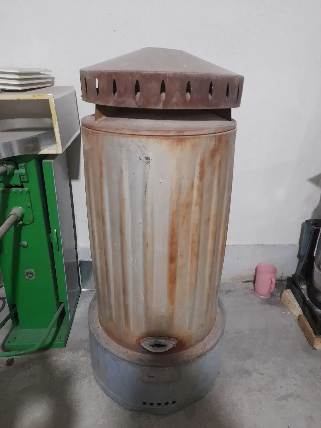 بخاری نفتی و گازوئیل فن دار|بخاری، هیتر، شومینه|ساوه, |دیوار