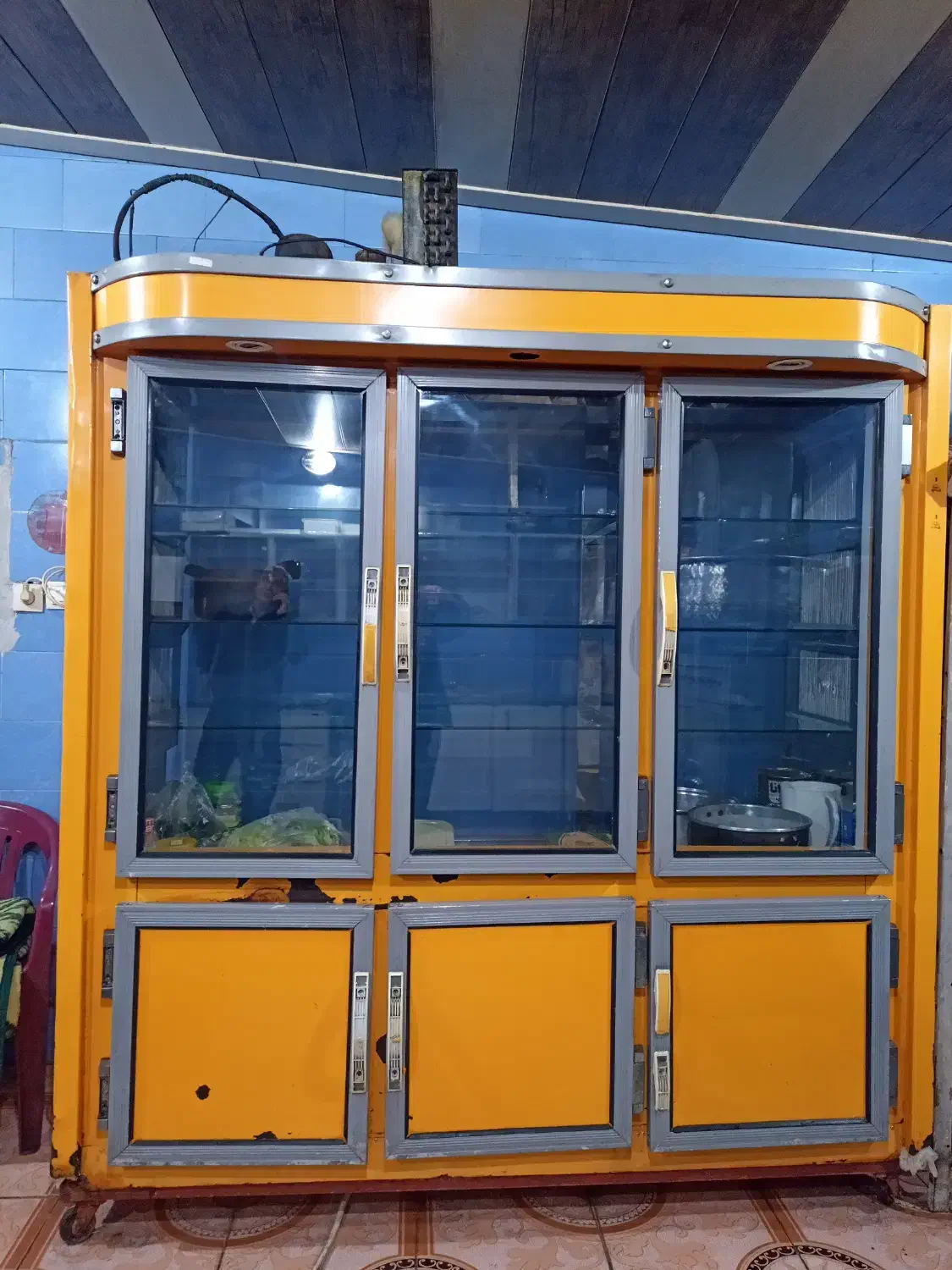 فروش یا معاوضه یخچال سه در ویترینی|یخچال و فریزر|فریدونشهر, |دیوار