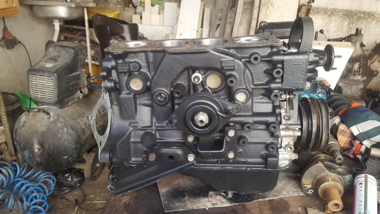 نیم موتور مزدا ۲۰۰۰ کاربراتور|قطعات یدکی و لوازم جانبی|رشت, جانبازان|دیوار