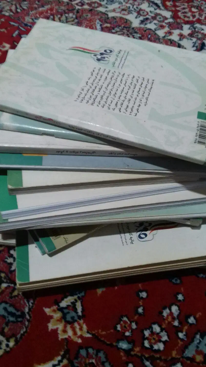 کتاب های کهنه حدودا 50 کیلو|حراج|لنگرود, |دیوار