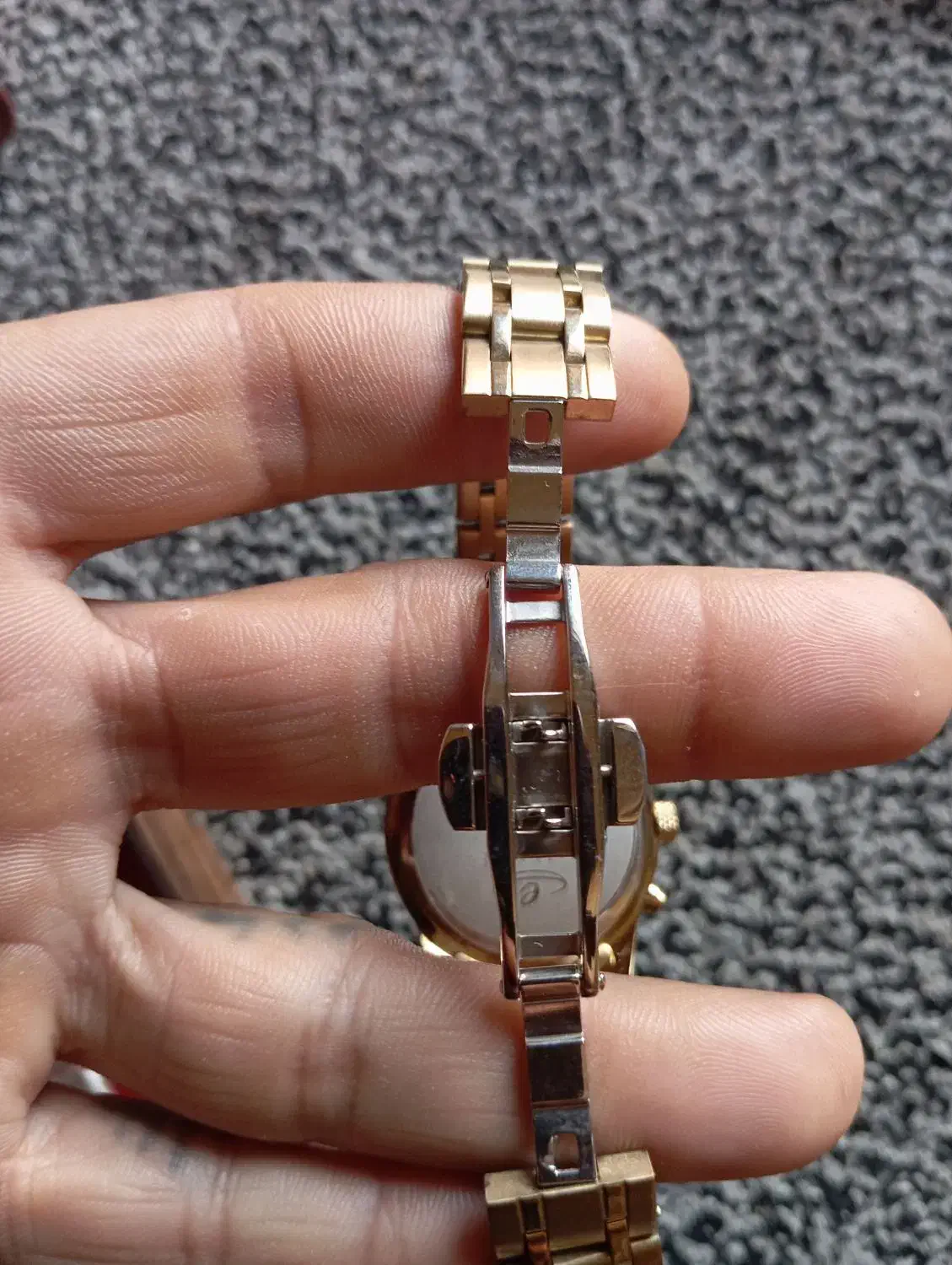 ساعتالگانس به شرط اصل|ساعت|برازجان, |دیوار