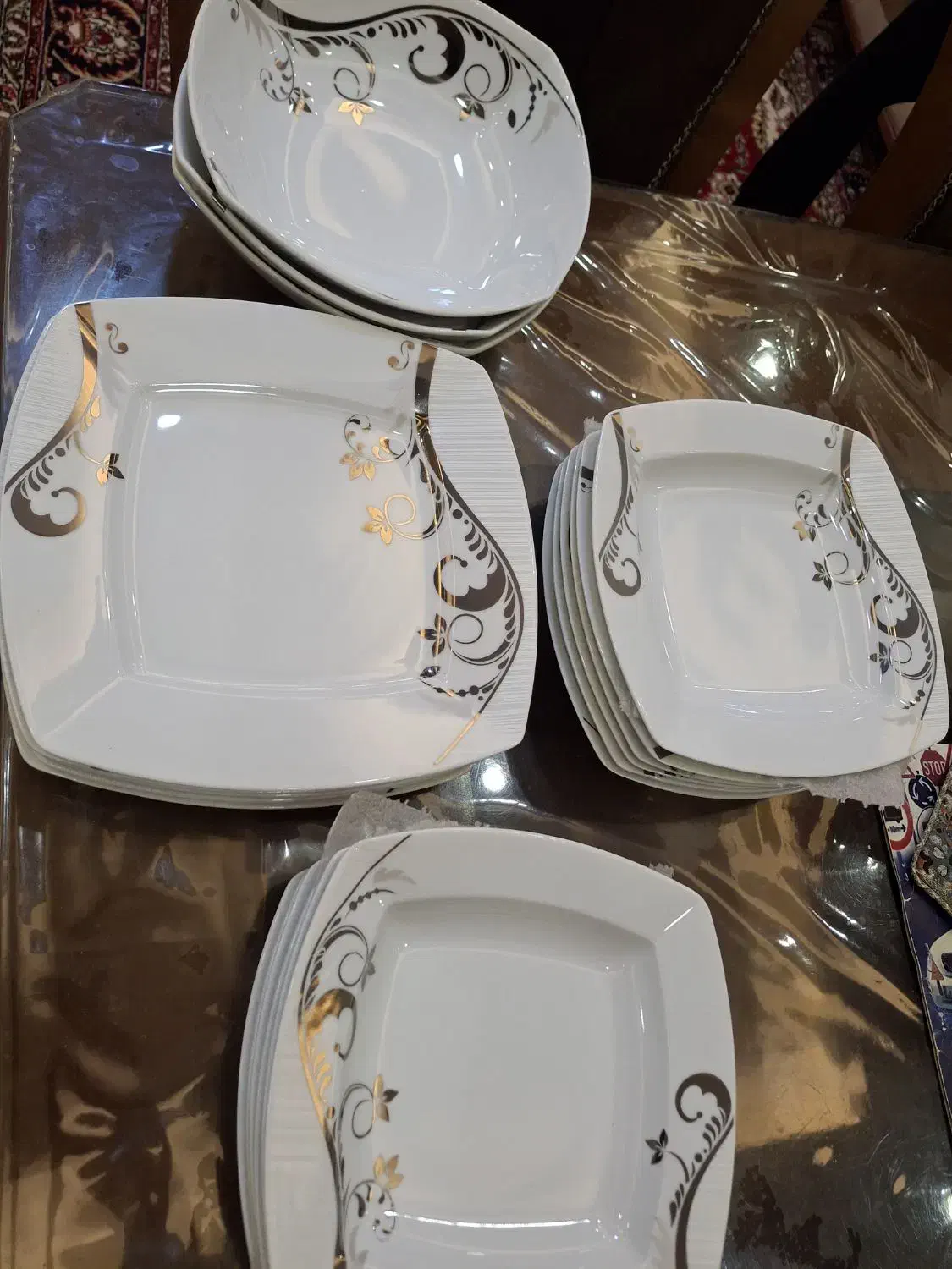 ست سوپ خوری چینی بشقاب|ظروف سرو و پذیرایی|خوی, |دیوار