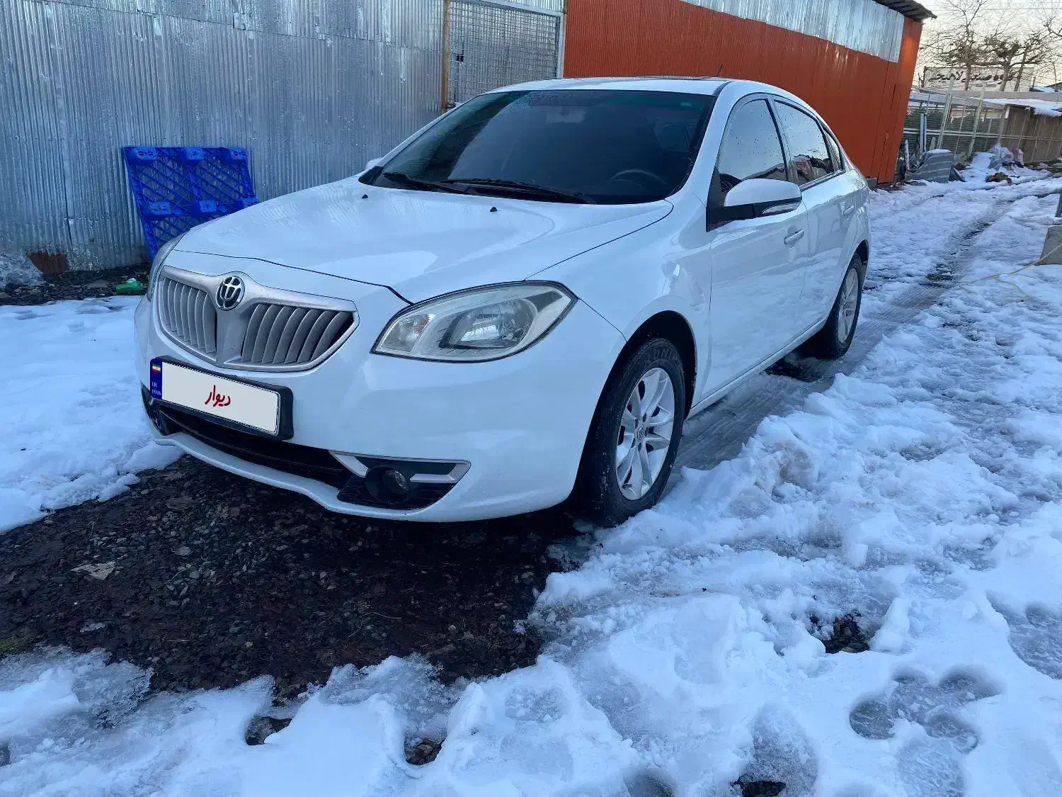 برلیانس ۹۶ اتوماتیک سفید h330|خودرو سواری و وانت|لاهیجان, حاجی آباد|دیوار