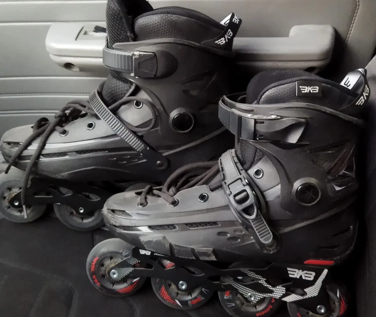 کفش اسکیت همراه کلاه و زانو بند و آرنج بند|دوچرخه، اسکیت، اسکوتر|بیجار, |دیوار