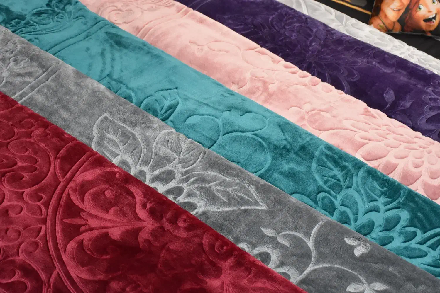 پتو گلبافت مدل برجسته سایز 220×160 سانتی متر|رختخواب، بالش، پتو|اصفهان, پوریای ولی|دیوار