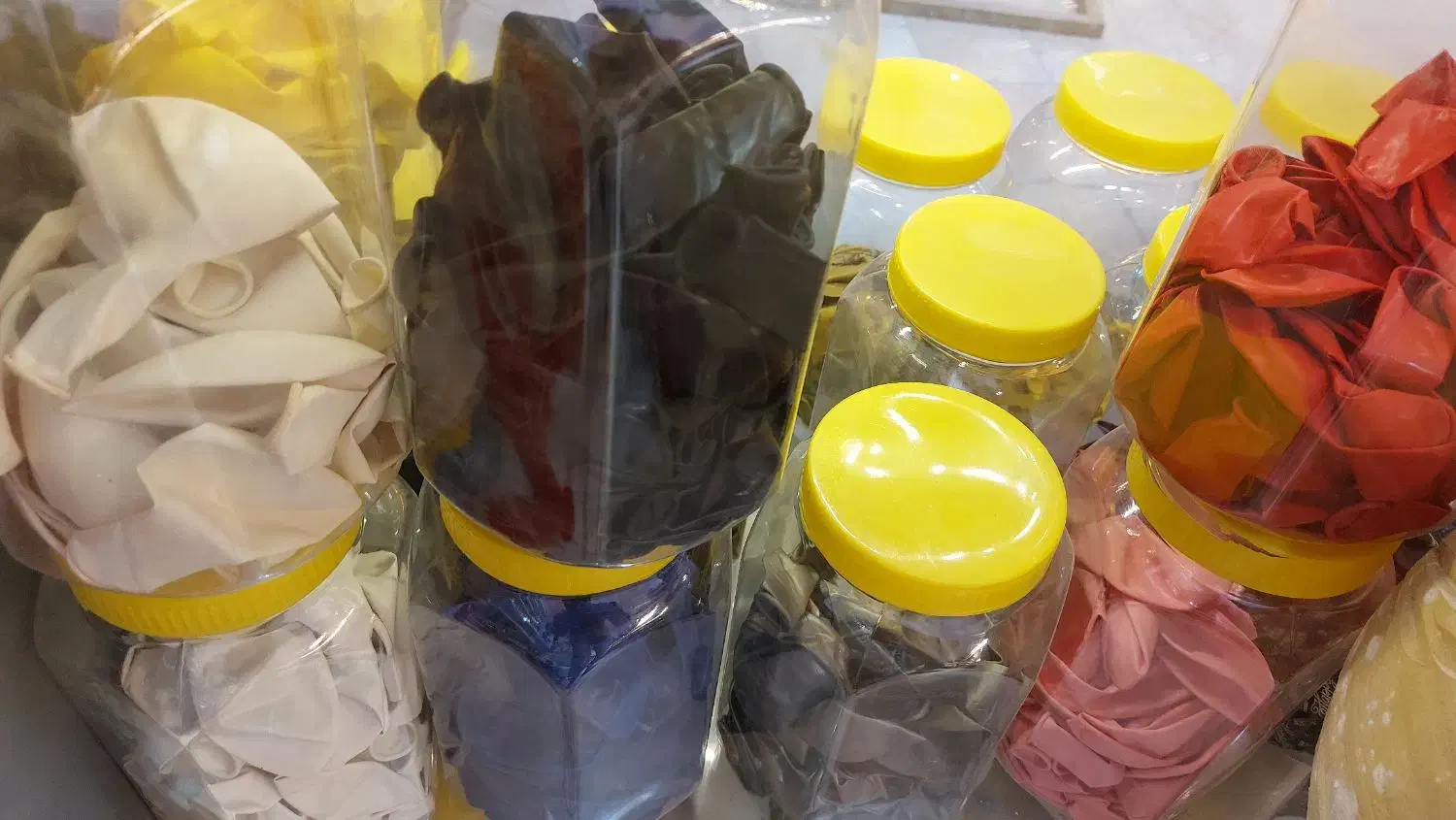 فروش فوری کلیه لوازم تولد و بادکنک|اسباببازی بچه|یزد, |دیوار