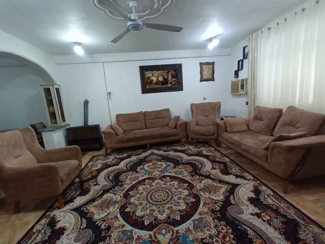 مبل هشت نفره|مبلمان خانگی و میز عسلی|لشت نشا, |دیوار