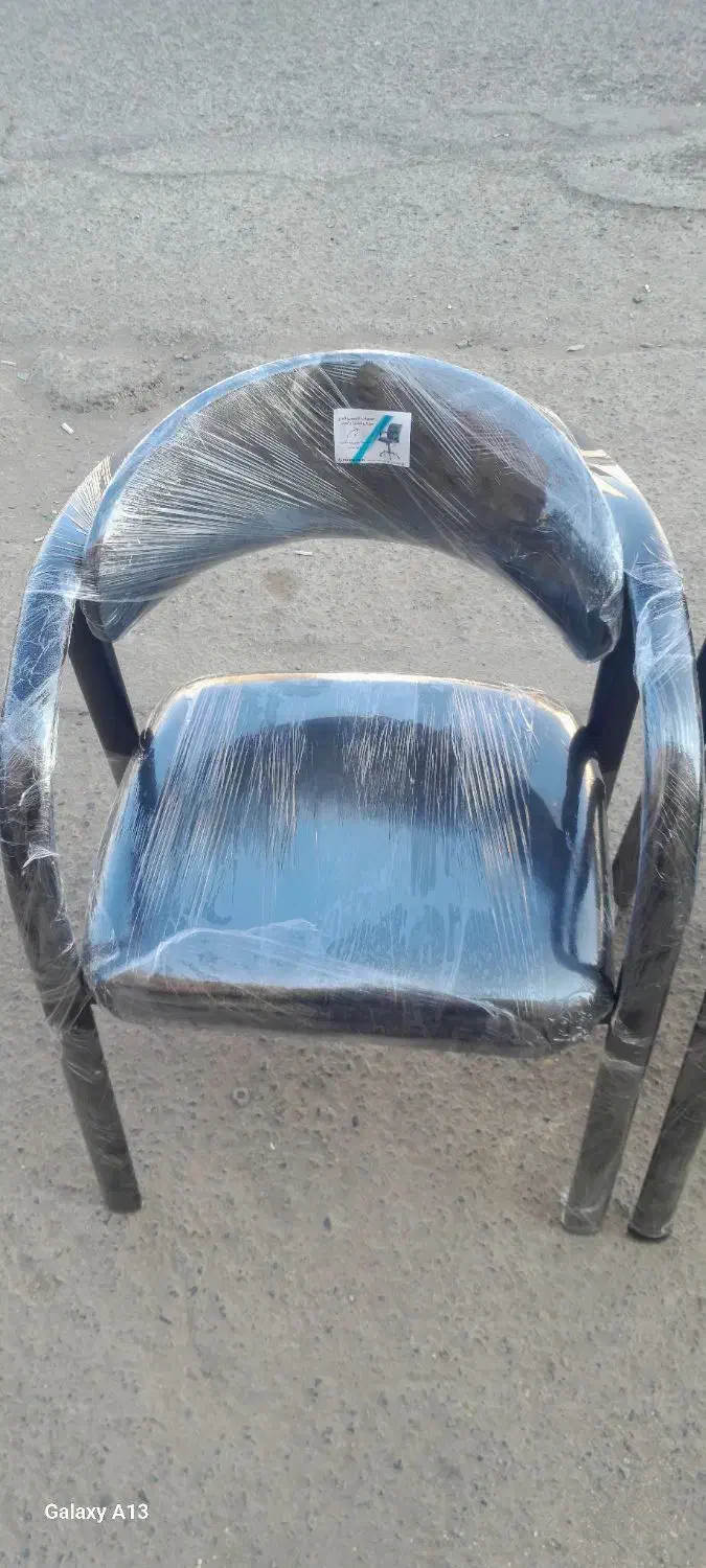 صندلی|صندلی و نیمکت|قم, یزدانشهر|دیوار