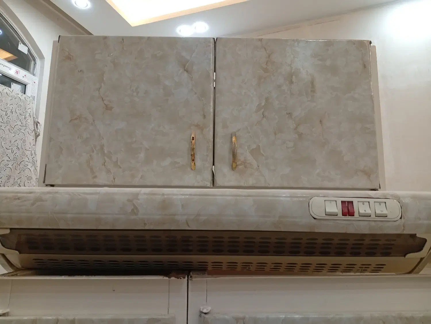 کابینت فلزی با هود و اجاق گاز و سینک|آب‌چکان و نظم‌دهنده ظروف|قزوین, |دیوار
