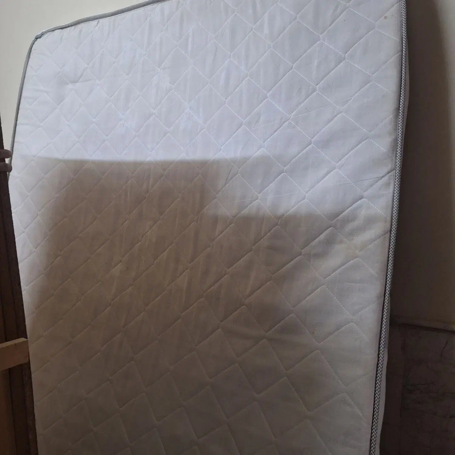 تشک خوشخواب|تشک تختخواب|قم, نیروگاه|دیوار