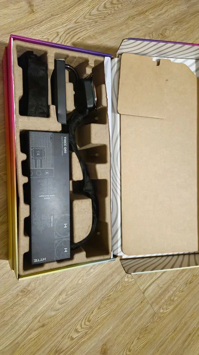 کولر آبی پردازنده Hyte Thicc q60 کاملا مشابه آکبند|قطعات و لوازم جانبی رایانه|تهران, کوی فراز|دیوار