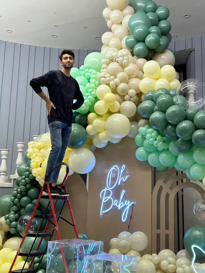 بادکنک ارایی تخصصی افتتاحیه و تم تولد|خدمات پذیرایی، مراسم|قم, زنبیل آباد|دیوار