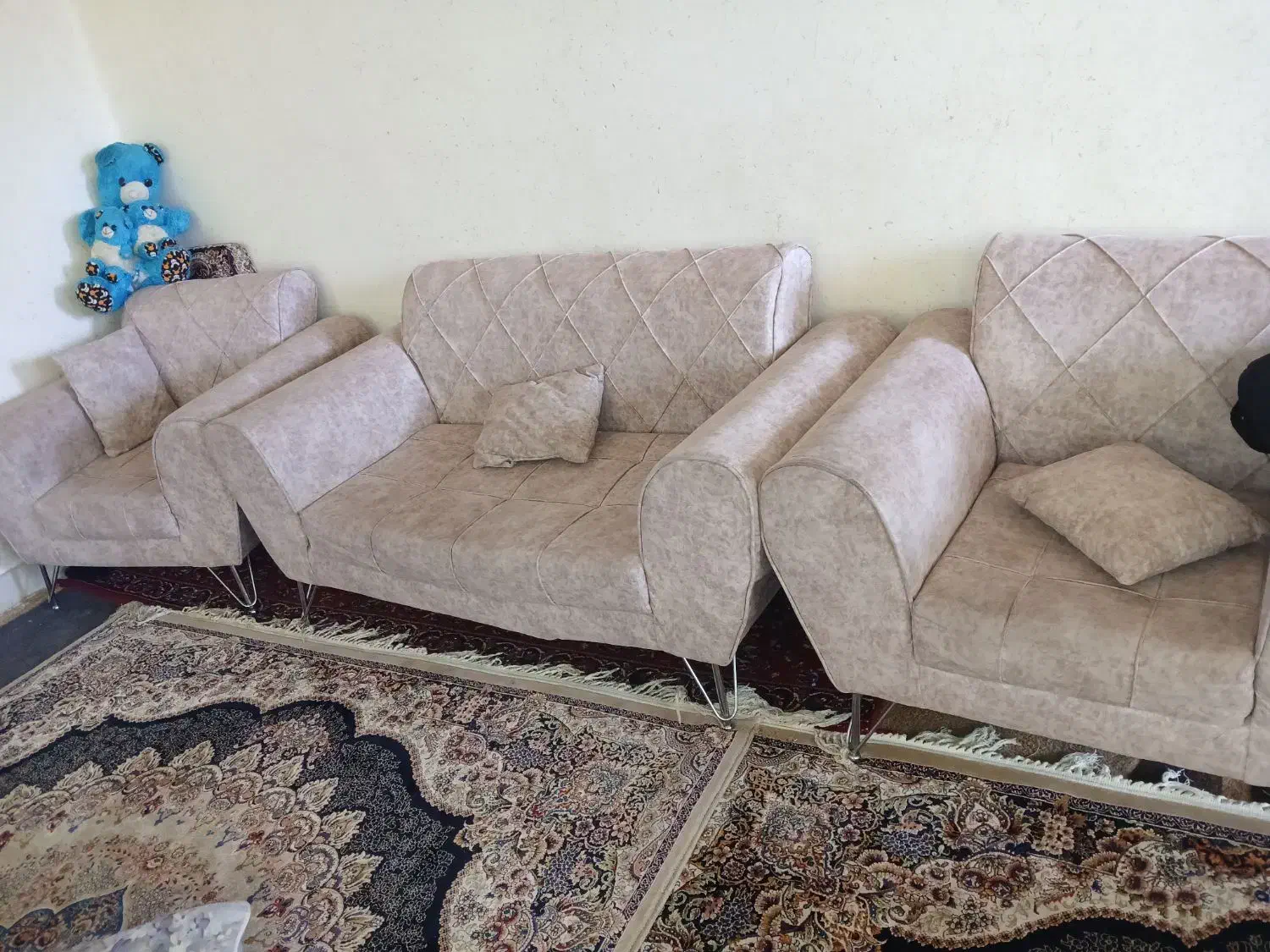 مبلمان راحتی|مبلمان خانگی و میز عسلی|سنندج, |دیوار