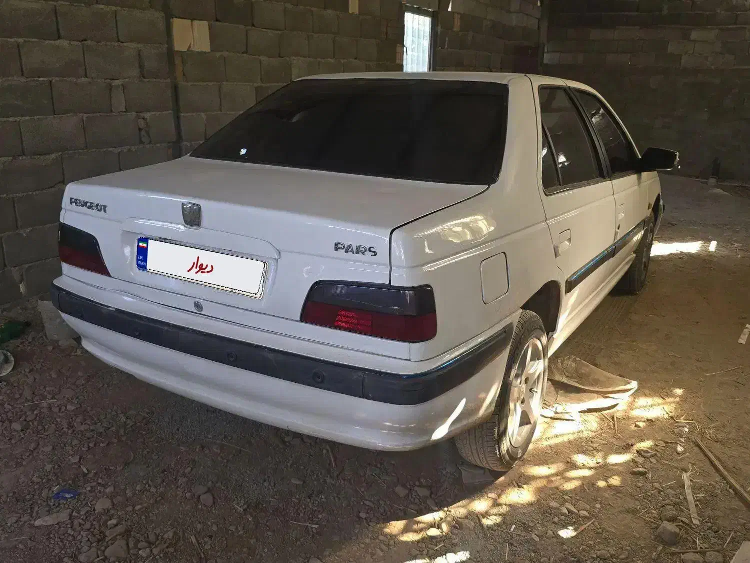 پژو پرشیا پارس سال مدل ۹۴|خودرو سواری و وانت|هشتگرد, ینگی امام|دیوار