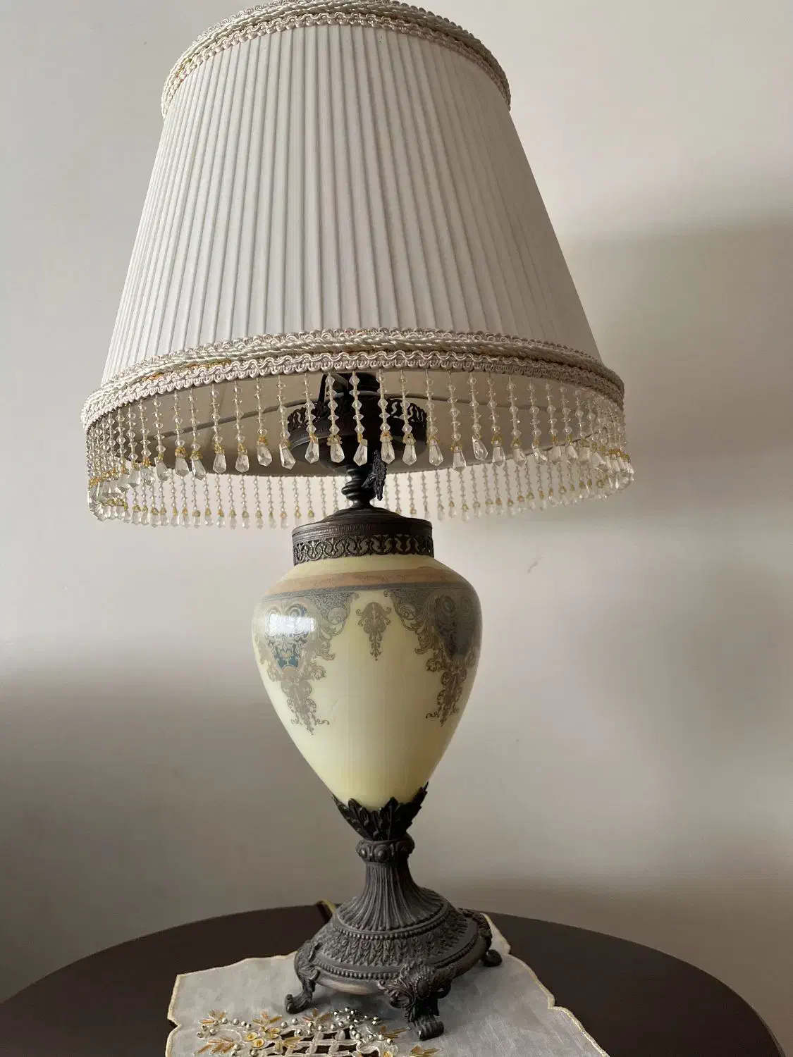 ۱جفت آباژور پایه برنز|چراغ خواب و آباژور|اصفهان, سعادت‌آباد|دیوار