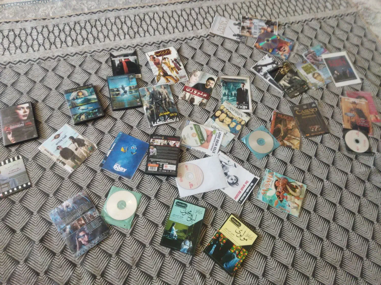 دیوی دی|پخش‌کننده DVD و ویدیو|پرند, فاز ۶|دیوار