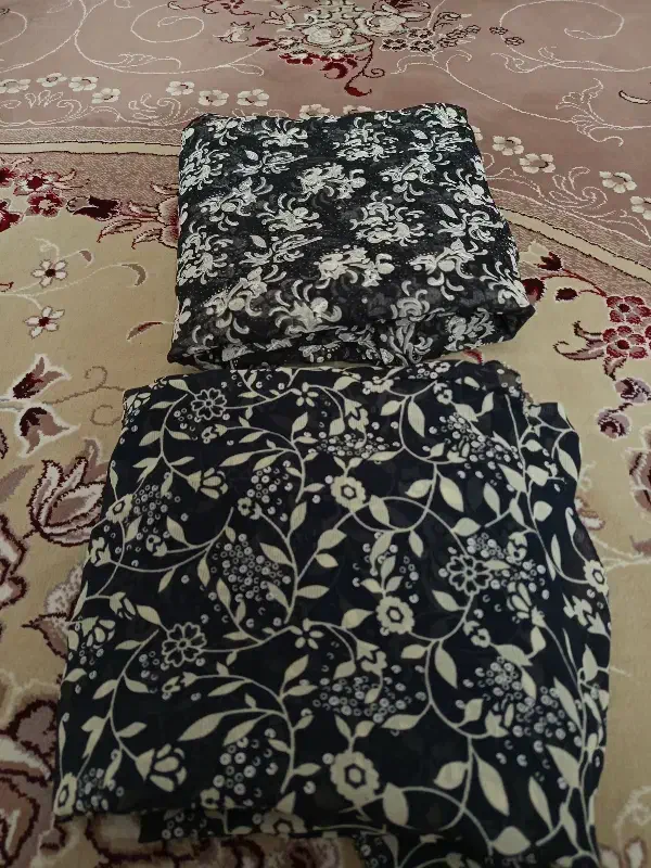 دو قواره چادر رنگی حریر دوخته شده|لباس|مبارکه, |دیوار