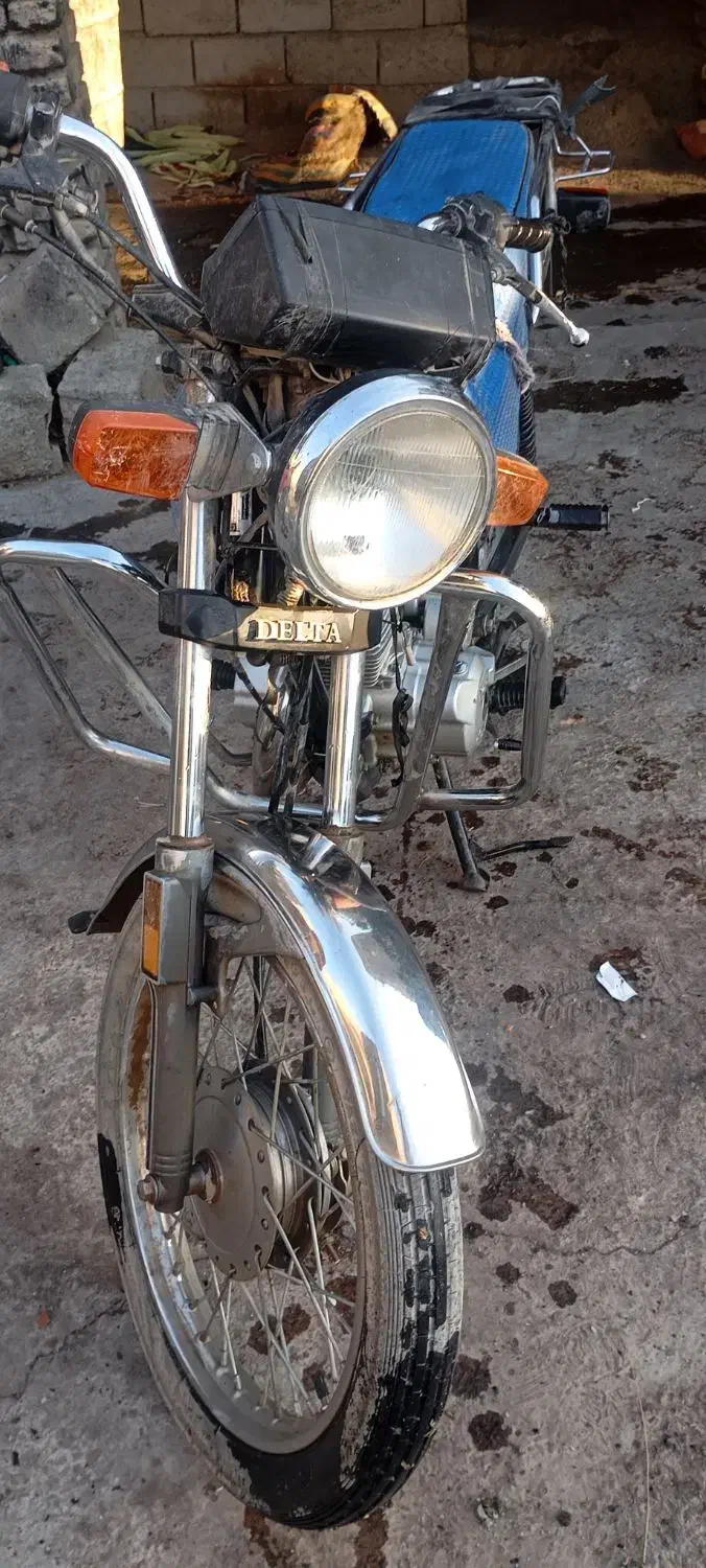 موتورسی جی|موتورسیکلت|جغتای, |دیوار