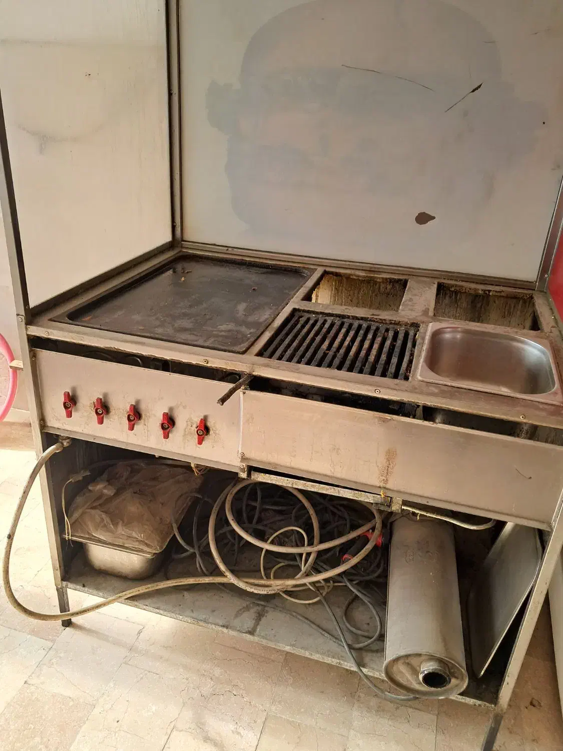 فر ساندویچی فست فودی|کافیشاپ و رستوران|محمدشهر, جعفرآباد|دیوار