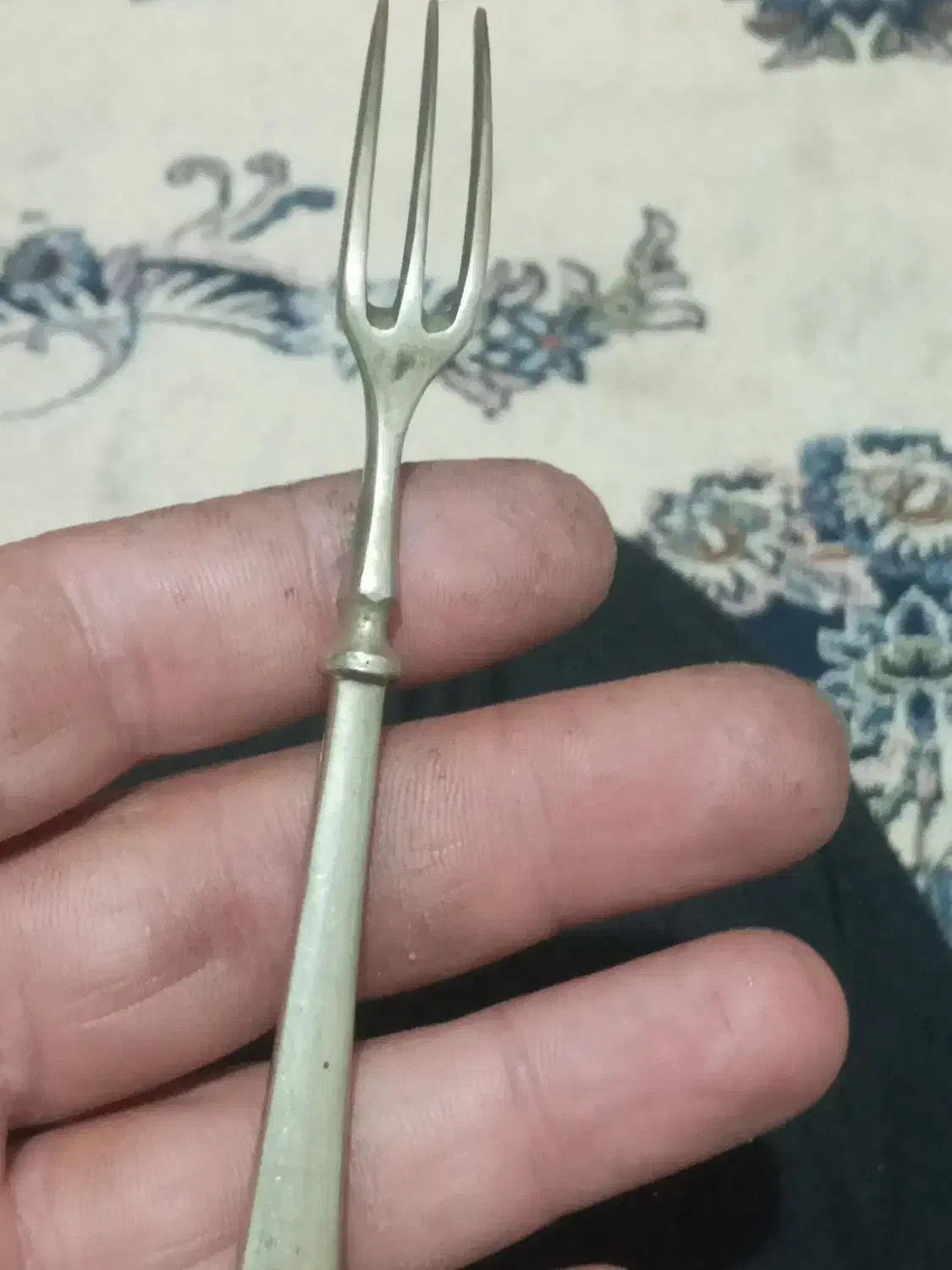 یک عدد چنگال دست ساز قدیمی|کلکسیون اشیاء عتیقه|رباط‌کریم, الارد|دیوار